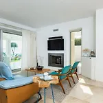 Amar 4, Emma Villa Olbia