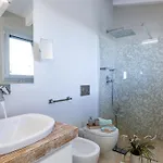 Villa Amar 4, Emma *